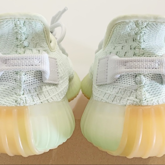 ❌SOLD🎁Yeezy Boost 350 v2 Hyperspace. M6.5 W 7.5 - Picture 8 of 11
